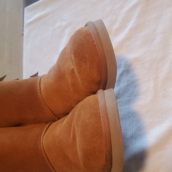 Koolaburra By UGG Cozy Tan with Bows Sz. 8 Boots - Picture 6 of 11